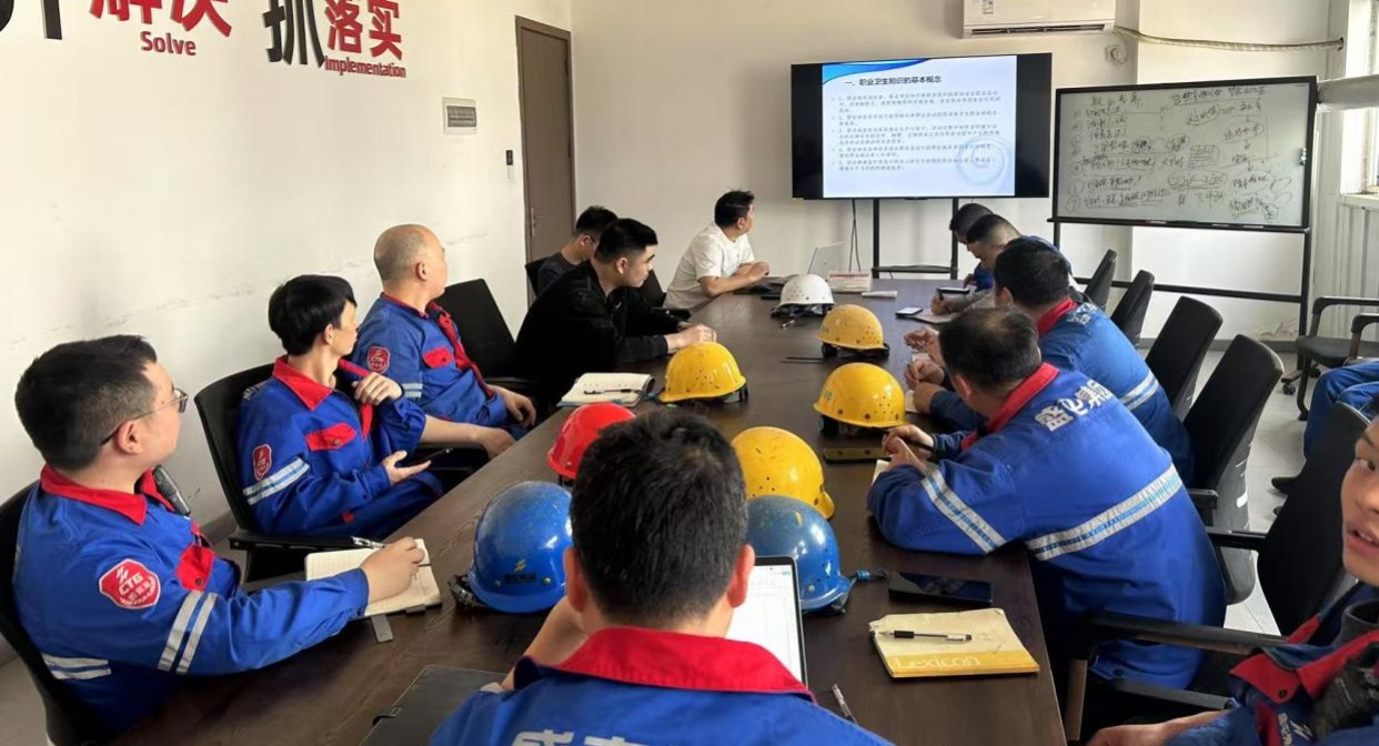 8f31bf79b62bf6a20e8533289bdbef33